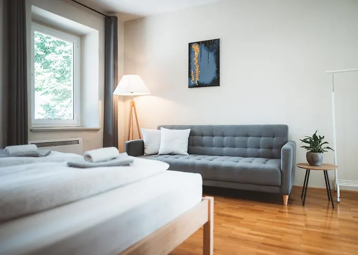 Gorska Roza ログ・ポット・マンガルトン