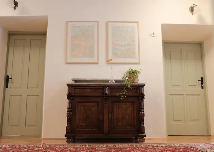 Gorska Roza ベッド・アンド・ブレックファスト 3*