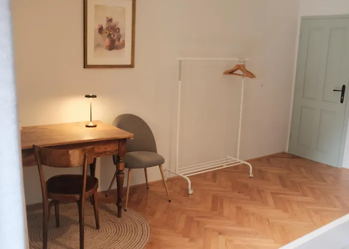 Bed & Breakfast Gorska Roza 3*