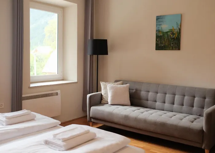 Gorska Roza Log pod Mangartom